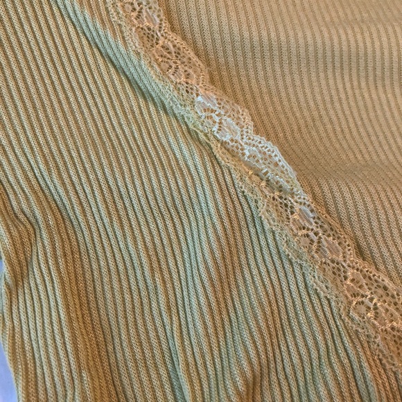 NWT Urban Outfitters Lace Y2K Wrap Top Green Crop ribbed soft cross brandy melvi - Picture 6 of 15